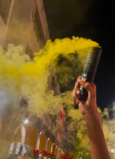 Creative Pakistani Wedding Decoration Ideas: Use Smoke Bombs for Colorful Events